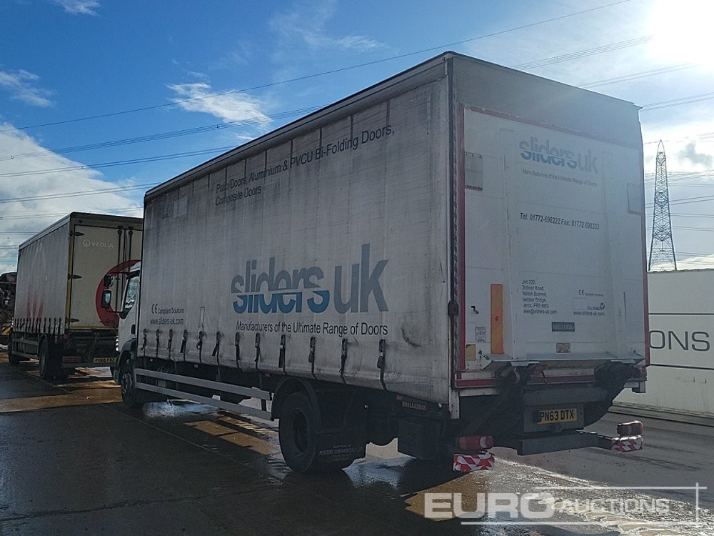 2013 DAF LF55 - Camion à rideaux coulissants: photos 3 2013 DAF LF55 - Camion à rideaux coulissants: photos 3