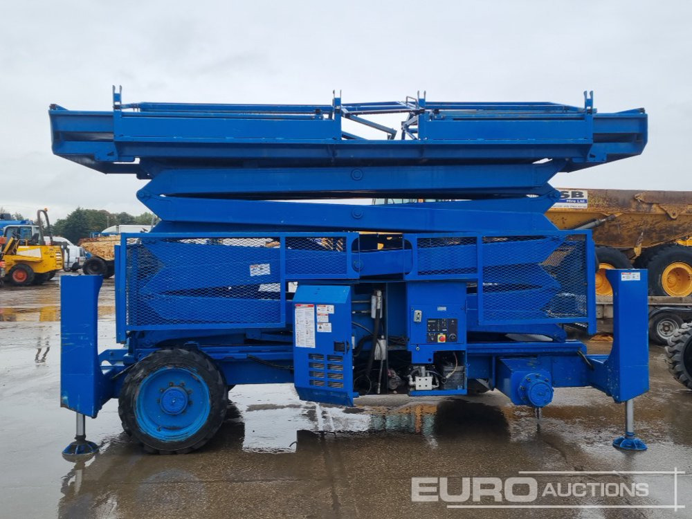 2013 Genie GS4390 - Nacelle: photos 2 2013 Genie GS4390 - Nacelle: photos 2