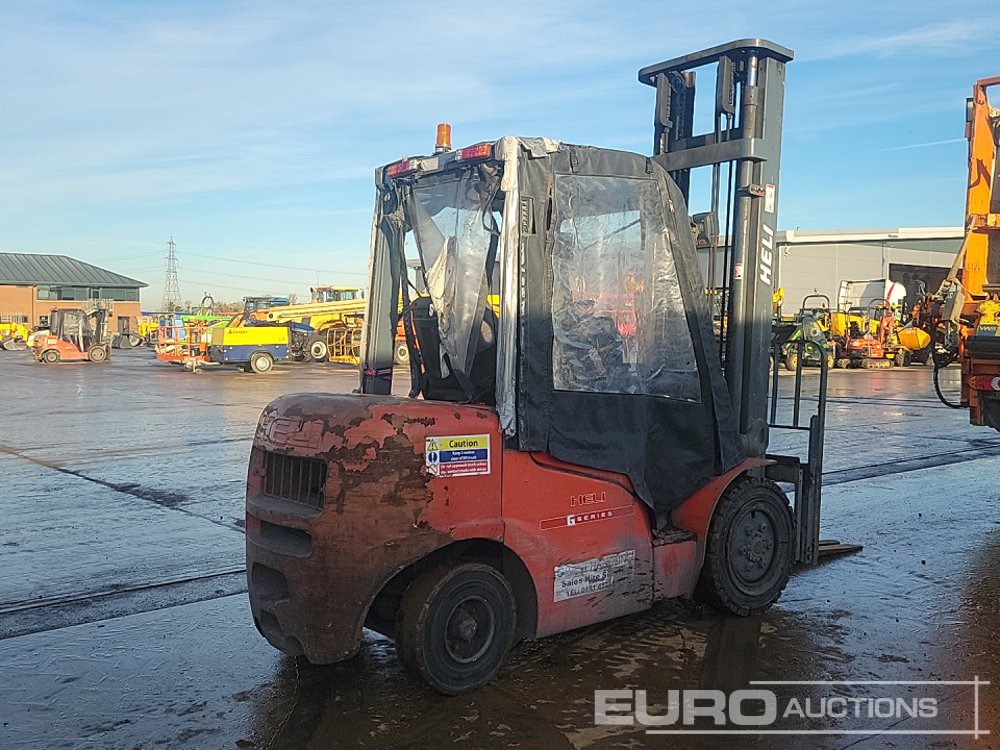 2013 Heli FD30G - Chariot élévateur: photos 5 2013 Heli FD30G - Chariot élévateur: photos 5