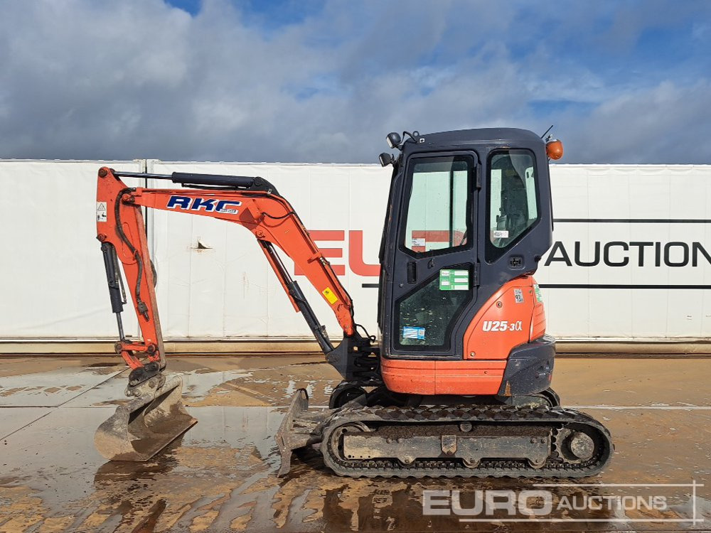 2013 Kubota U25-3EU - Mini pelle: photos 2 2013 Kubota U25-3EU - Mini pelle: photos 2