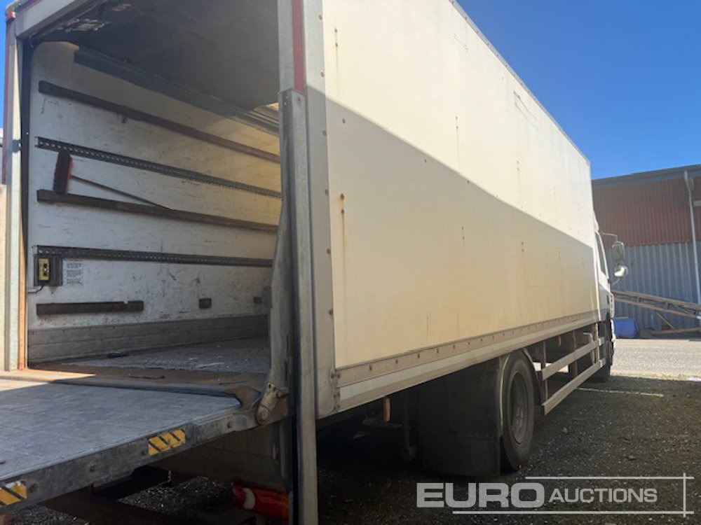 Camion fourgon 2014 DAF CF65.300: photos 12