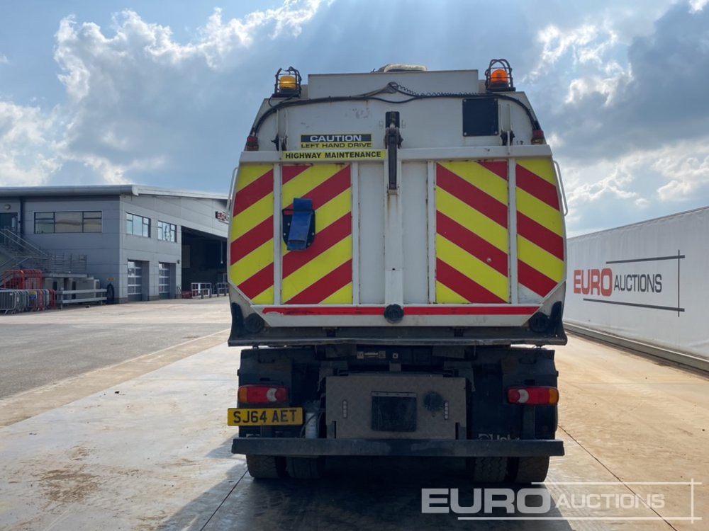 2014 DAF LF 220 - Balayeuse de voirie: photos 4 2014 DAF LF 220 - Balayeuse de voirie: photos 4