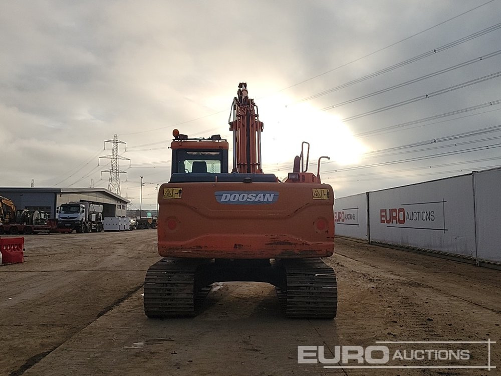 2014 Doosan DX140LC-3 - Pelle sur chenille: photos 4 2014 Doosan DX140LC-3 - Pelle sur chenille: photos 4