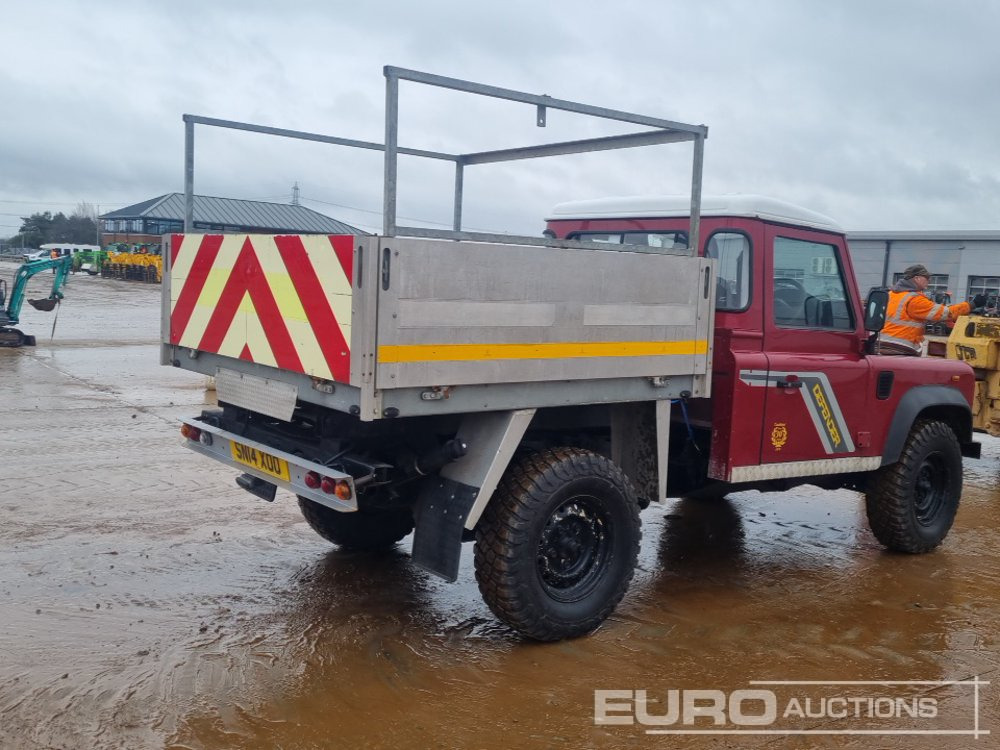 2014 Land Rover Defender - Pick-up: photos 5 2014 Land Rover Defender - Pick-up: photos 5