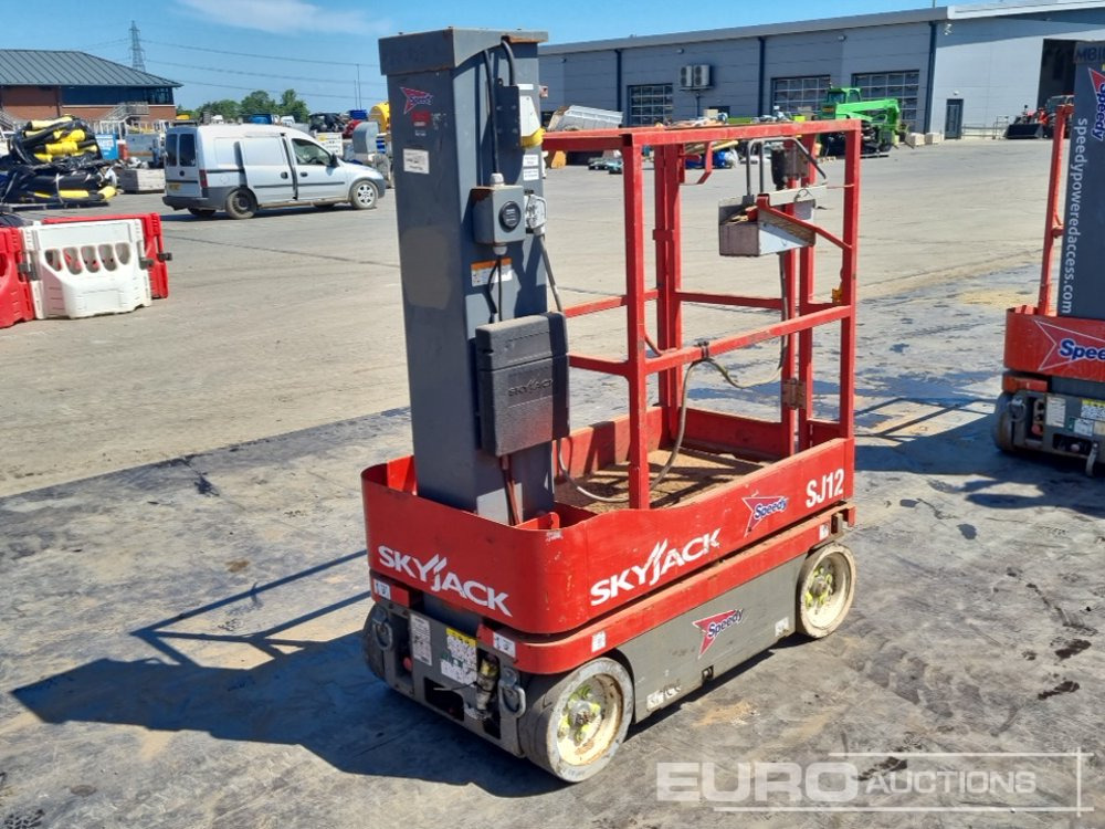 2014 SkyJack SJ12 - Nacelle: photos 5 2014 SkyJack SJ12 - Nacelle: photos 5