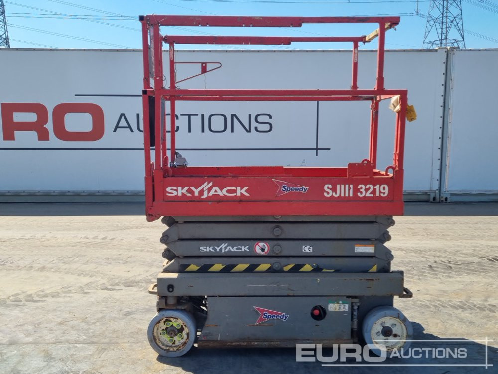 2014 SkyJack SJ3219 - Nacelle: photos 2 2014 SkyJack SJ3219 - Nacelle: photos 2
