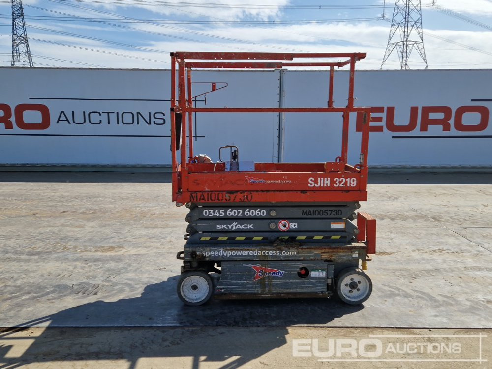 2014 SkyJack SJ3219 - Nacelle: photos 2 2014 SkyJack SJ3219 - Nacelle: photos 2