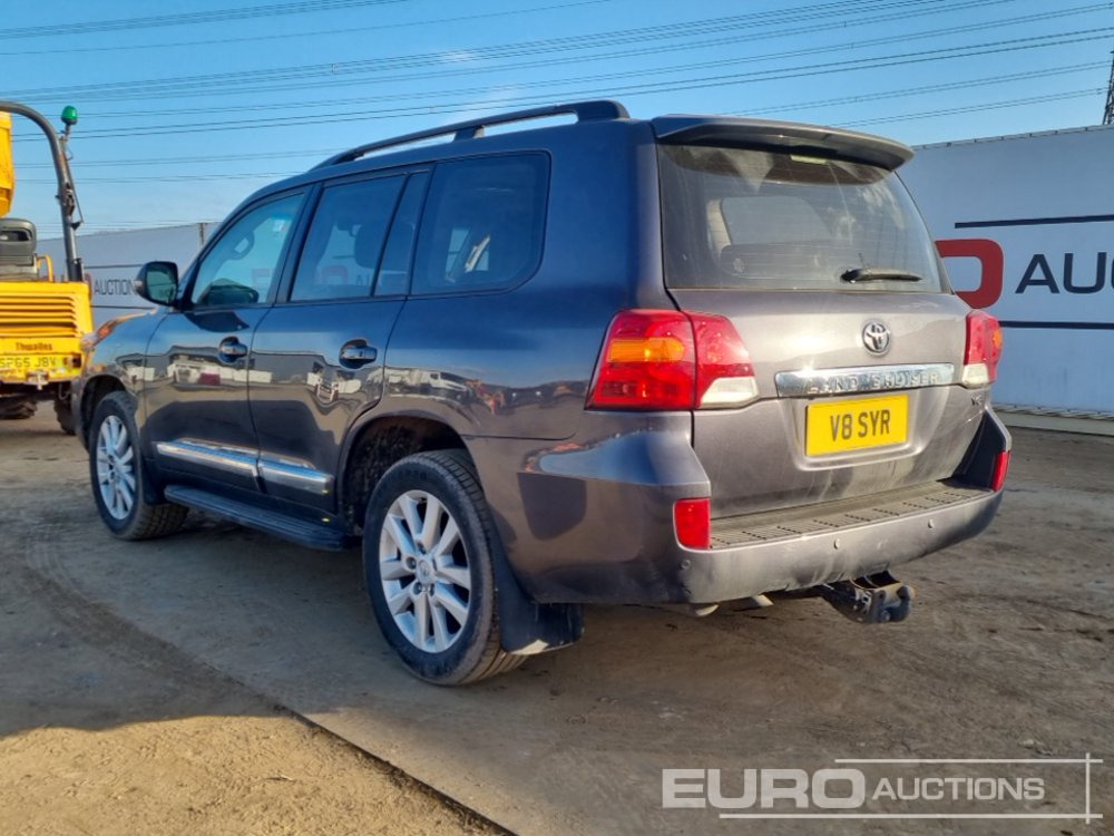 2014 Toyota Land Cruiser - SUV: photos 3 2014 Toyota Land Cruiser - SUV: photos 3