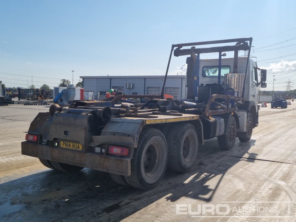 2014 Volvo FM370 - Camion ampliroll: photos 5 2014 Volvo FM370 - Camion ampliroll: photos 5