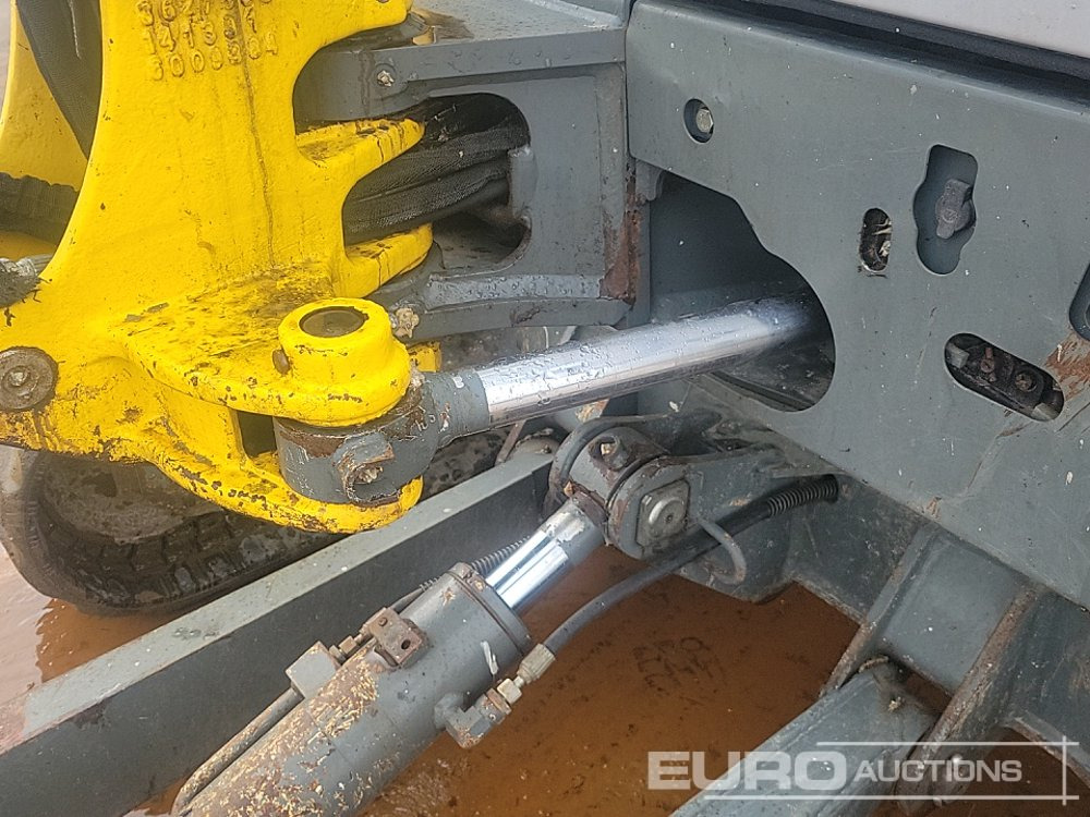 Mini pelle 2014 Wacker Neuson EZ38: photos 24 Mini pelle 2014 Wacker Neuson EZ38: photos 24