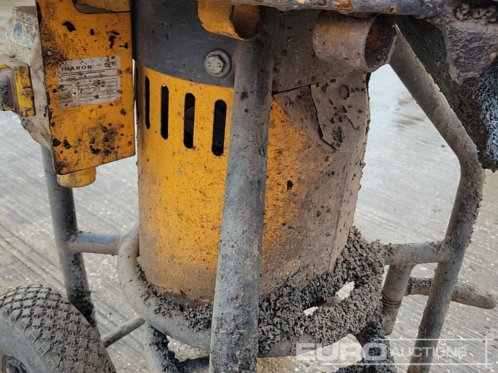 Travaux routiers 2015 Baron m-80: photos 12