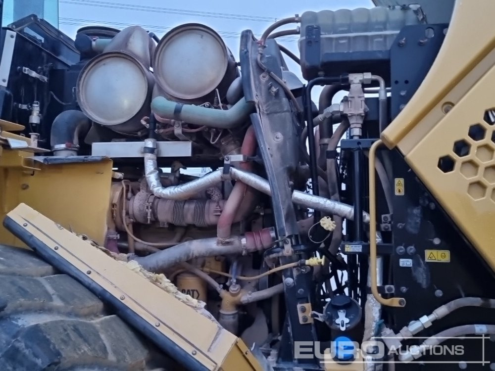 Chargeuse sur pneus 2015 CAT 966M: photos 23 Chargeuse sur pneus 2015 CAT 966M: photos 23