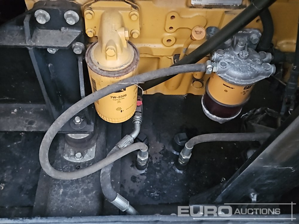 Groupe électrogène 2015 CAT DE110E2: photos 12 Groupe électrogène 2015 CAT DE110E2: photos 12