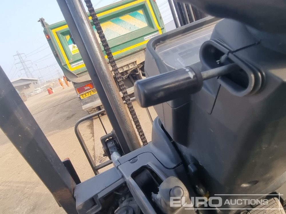 Chariot élévateur 2015 CAT GP25N: photos 34