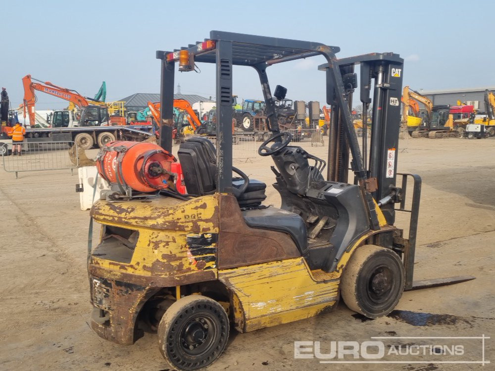 2015 CAT GP25N - Chariot élévateur: photos 5 2015 CAT GP25N - Chariot élévateur: photos 5