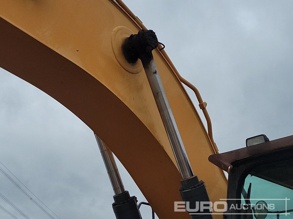 Pelle sur chenille 2015 Case CX210B: photos 27