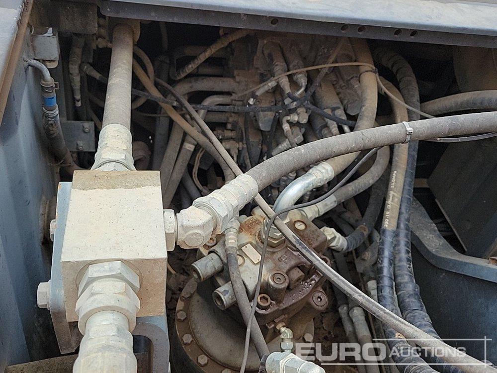 Pelle sur chenille 2015 Case CX210B: photos 28