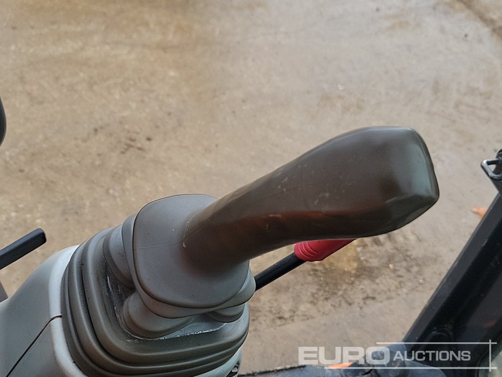 Mini pelle 2015 Hitachi ZX65USB-5A CLR: photos 44