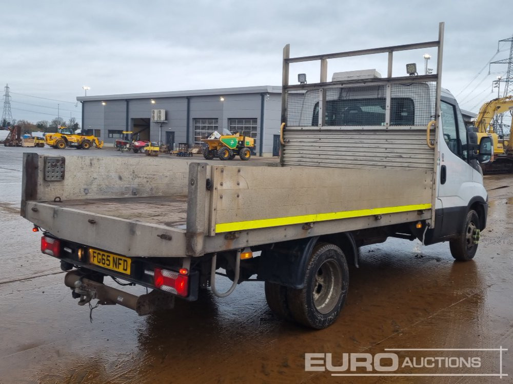 2015 Iveco Daily 35C13D - Utilitaire plateau: photos 5 2015 Iveco Daily 35C13D - Utilitaire plateau: photos 5