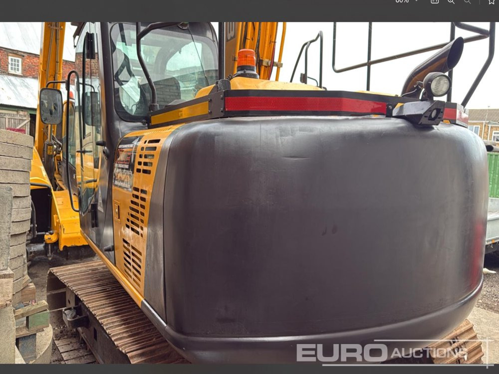 2015 JCB JS130LC - Pelle sur chenille: photos 3 2015 JCB JS130LC - Pelle sur chenille: photos 3