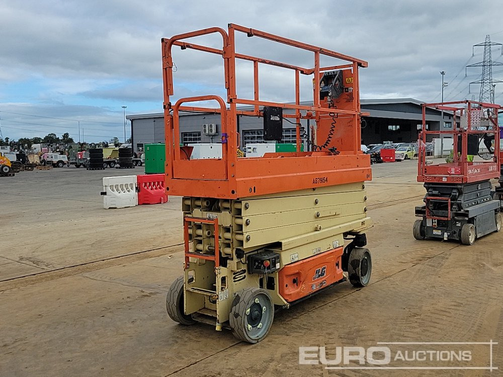 2015 JLG 2632ES - Nacelle: photos 5 2015 JLG 2632ES - Nacelle: photos 5