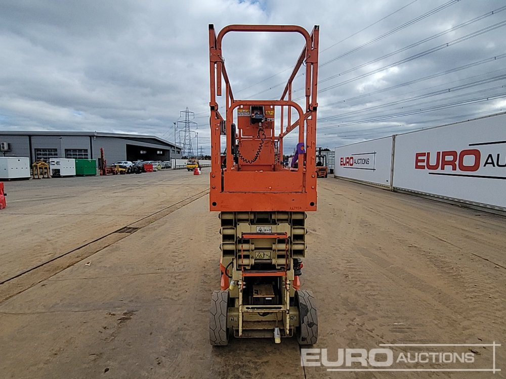 2015 JLG 2632ES - Nacelle: photos 4 2015 JLG 2632ES - Nacelle: photos 4