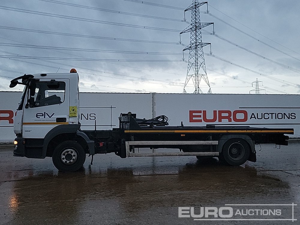 2015 Mercedes Atego 1221 - Camion plateau: photos 2 2015 Mercedes Atego 1221 - Camion plateau: photos 2