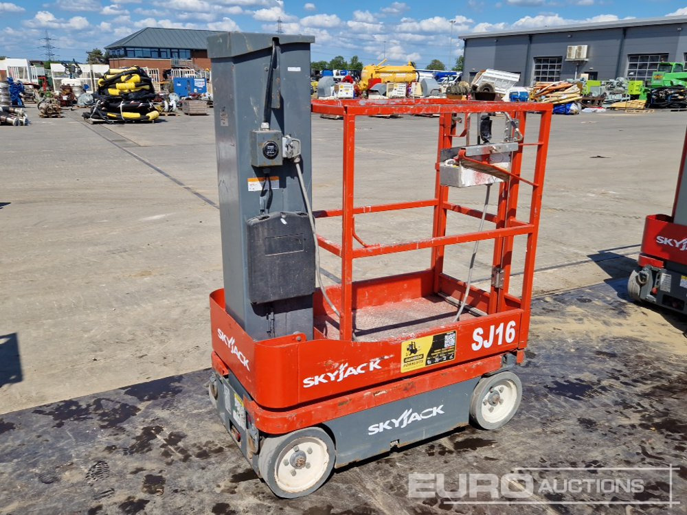 2015 SkyJack SJ16 - Nacelle: photos 5 2015 SkyJack SJ16 - Nacelle: photos 5