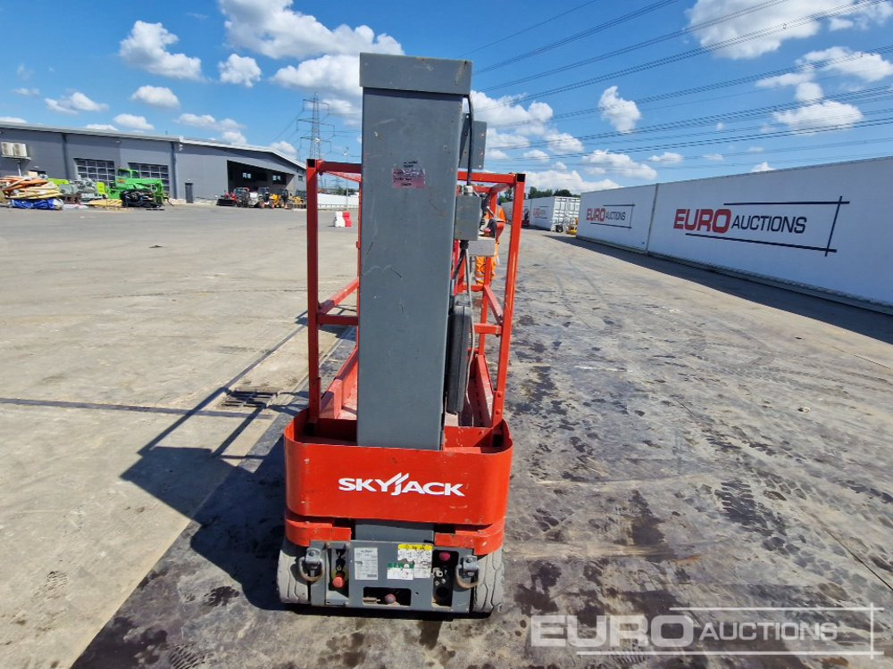 2015 SkyJack SJ16 - Nacelle: photos 4 2015 SkyJack SJ16 - Nacelle: photos 4