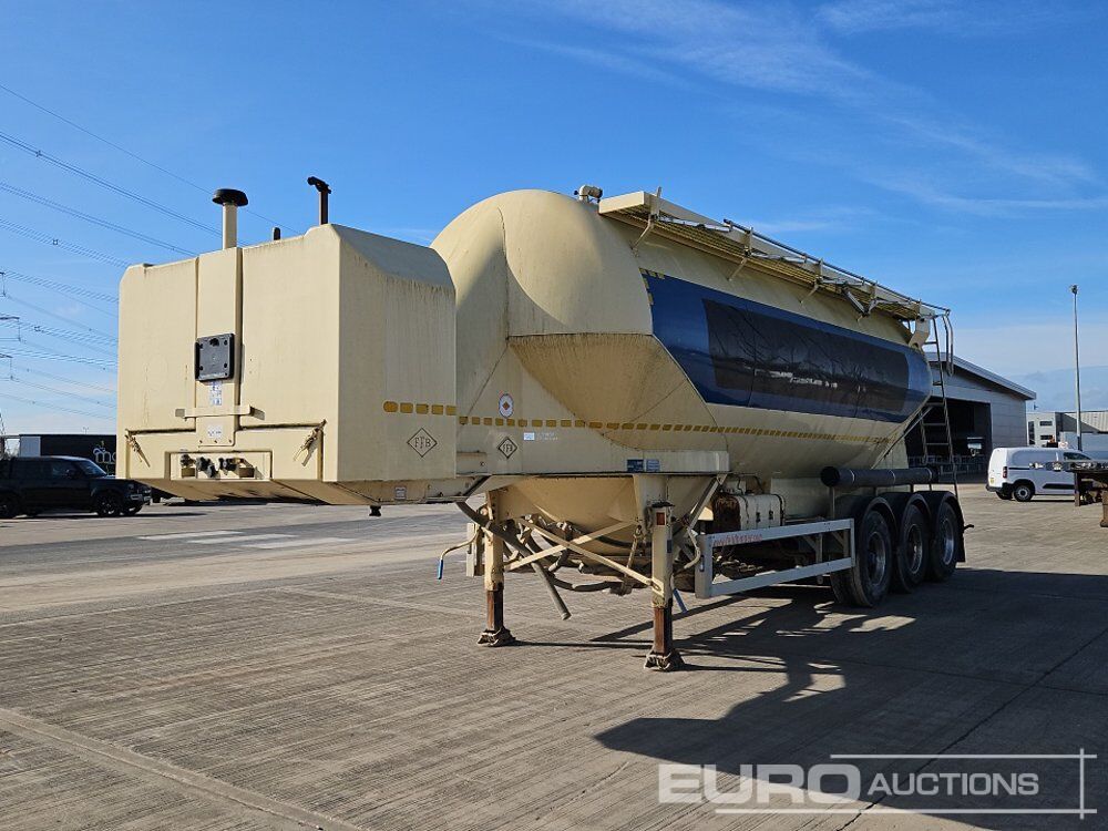 2016 Feldbinder Tri Axle Powder Tanker Trailer, Rear Lifting Axle - Remorque citerne: photos 1 2016 Feldbinder Tri Axle Powder Tanker Trailer, Rear Lifting Axle - Remorque citerne: photos 1