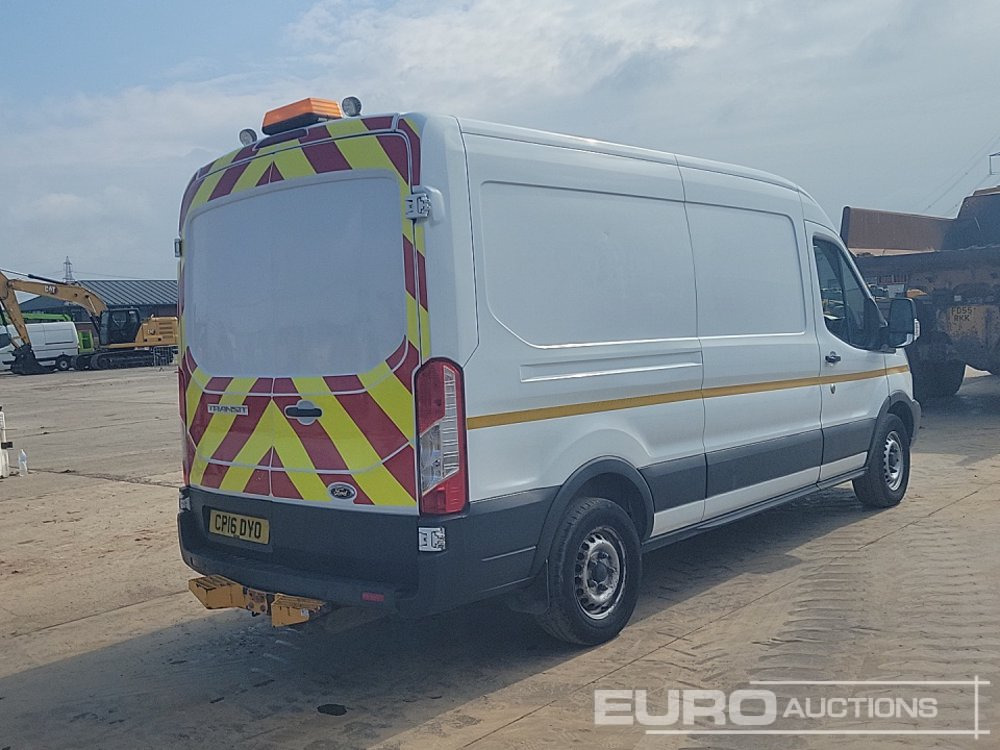 2016 Ford Transit 350 - Fourgon utilitaire: photos 5 2016 Ford Transit 350 - Fourgon utilitaire: photos 5