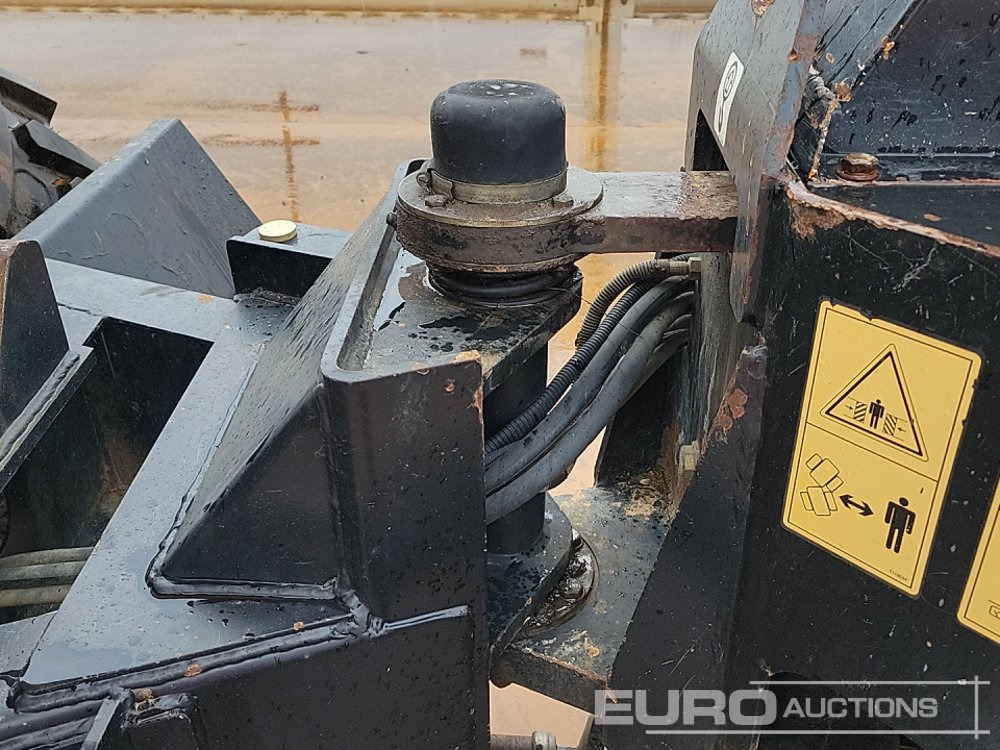 Mini tombereau 2016 JCB 6TST: photos 27 Mini tombereau 2016 JCB 6TST: photos 27