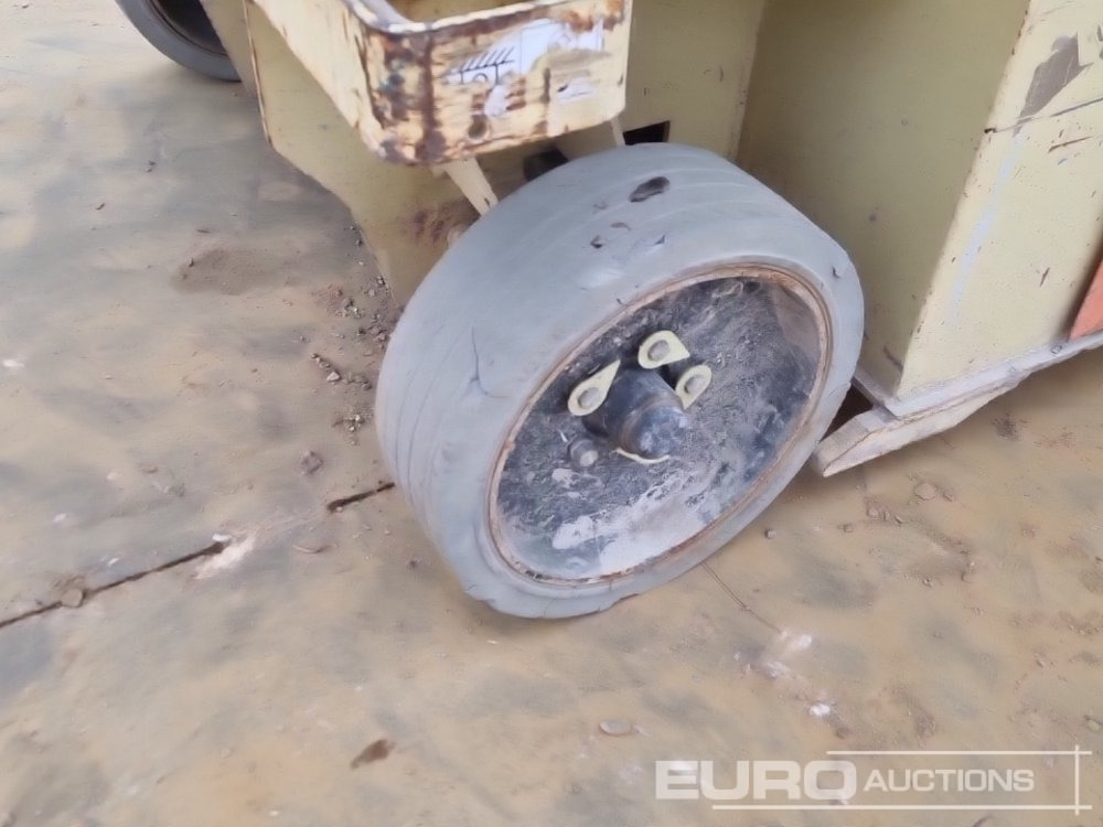 Nacelle 2016 JLG 10RS: photos 9 Nacelle 2016 JLG 10RS: photos 9