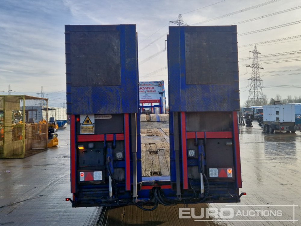2016 Montracon Tri Axle Step Frame Low Loader Trailer, Out Riggers, Hydraulic Fliptoe Ramps - Semi-remorque surbaissé: photos 4 2016 Montracon Tri Axle Step Frame Low Loader Trailer, Out Riggers, Hydraulic Fliptoe Ramps - Semi-remorque surbaissé: photos 4