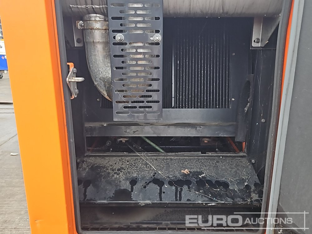 Groupe électrogène 2016 SDMO R110C3: photos 17