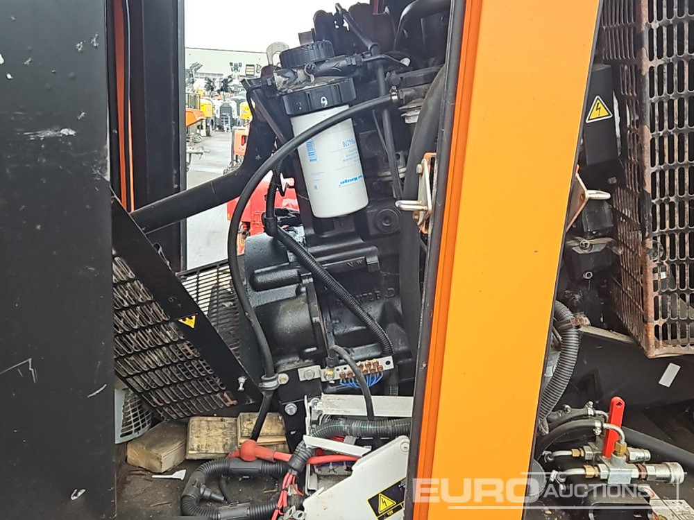 Groupe électrogène 2016 SDMO R110C3: photos 20