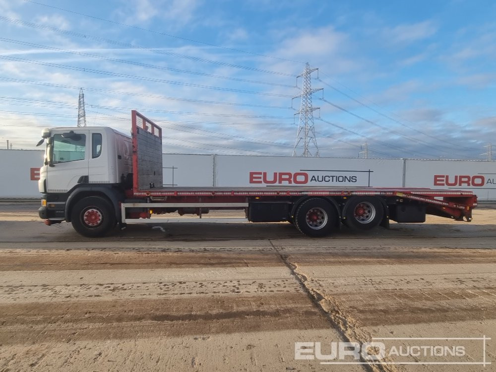 2016 Scania P320 - Camion plateau: photos 2 2016 Scania P320 - Camion plateau: photos 2
