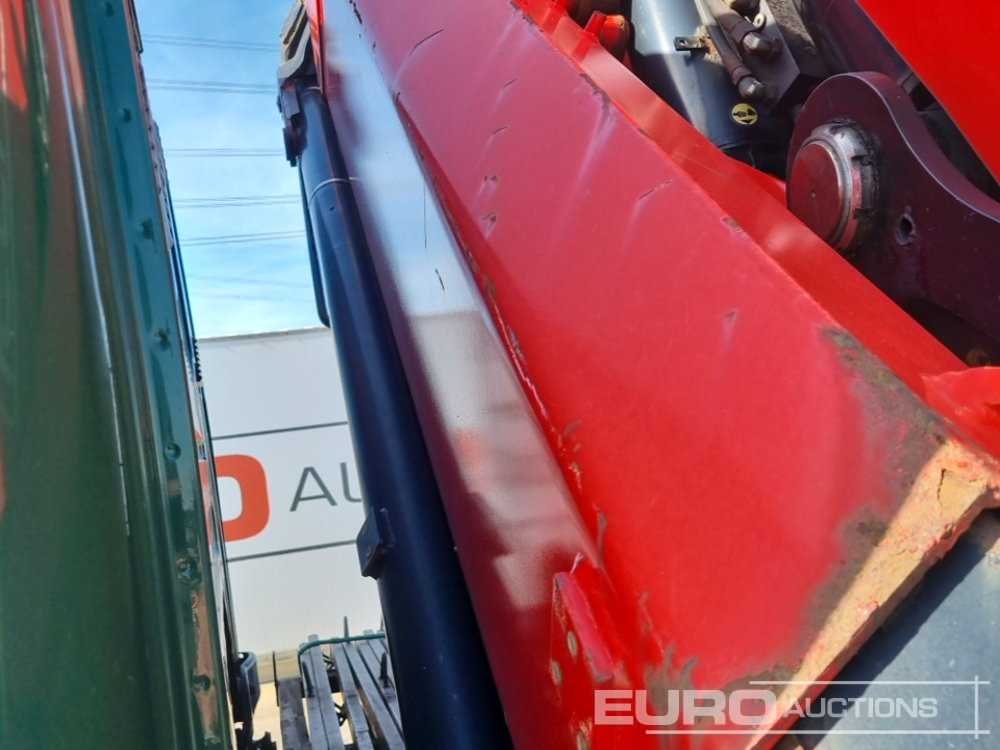 Camion plateau pour transport de équipements lourds 2016 Scania P370: photos 24