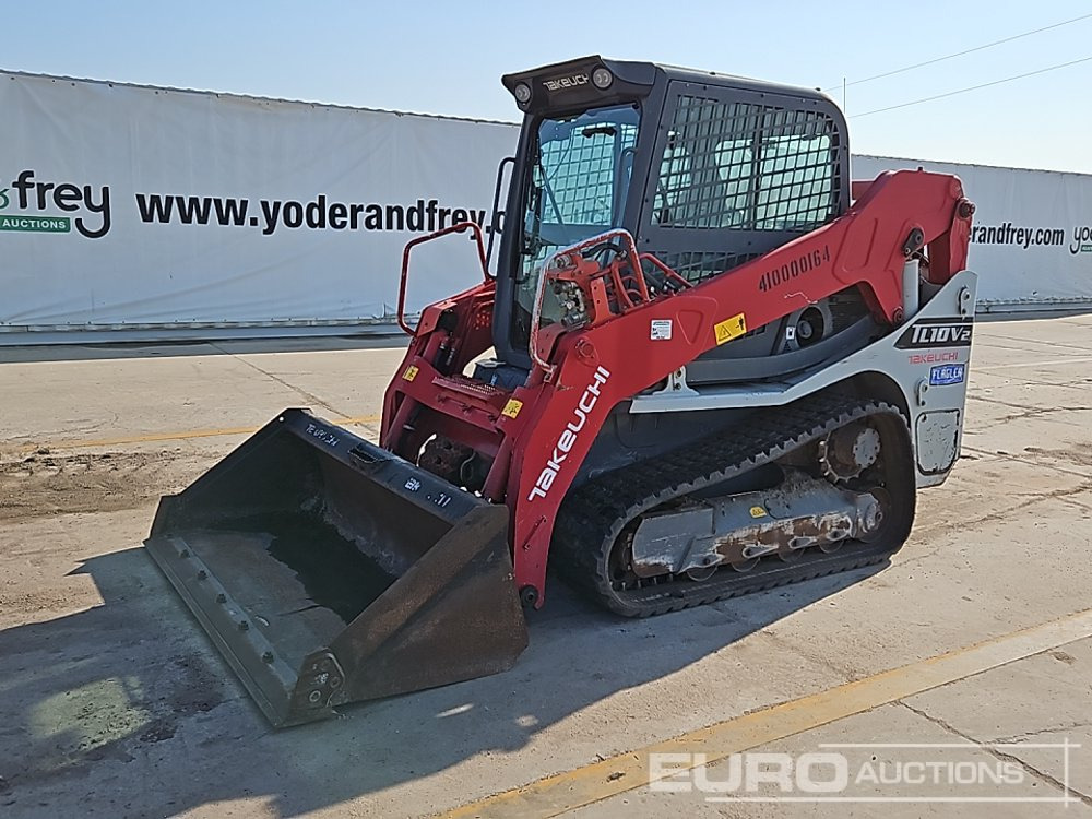 2016 Takeuchi TL10V2 - Mini chargeuse: photos 3 2016 Takeuchi TL10V2 - Mini chargeuse: photos 3