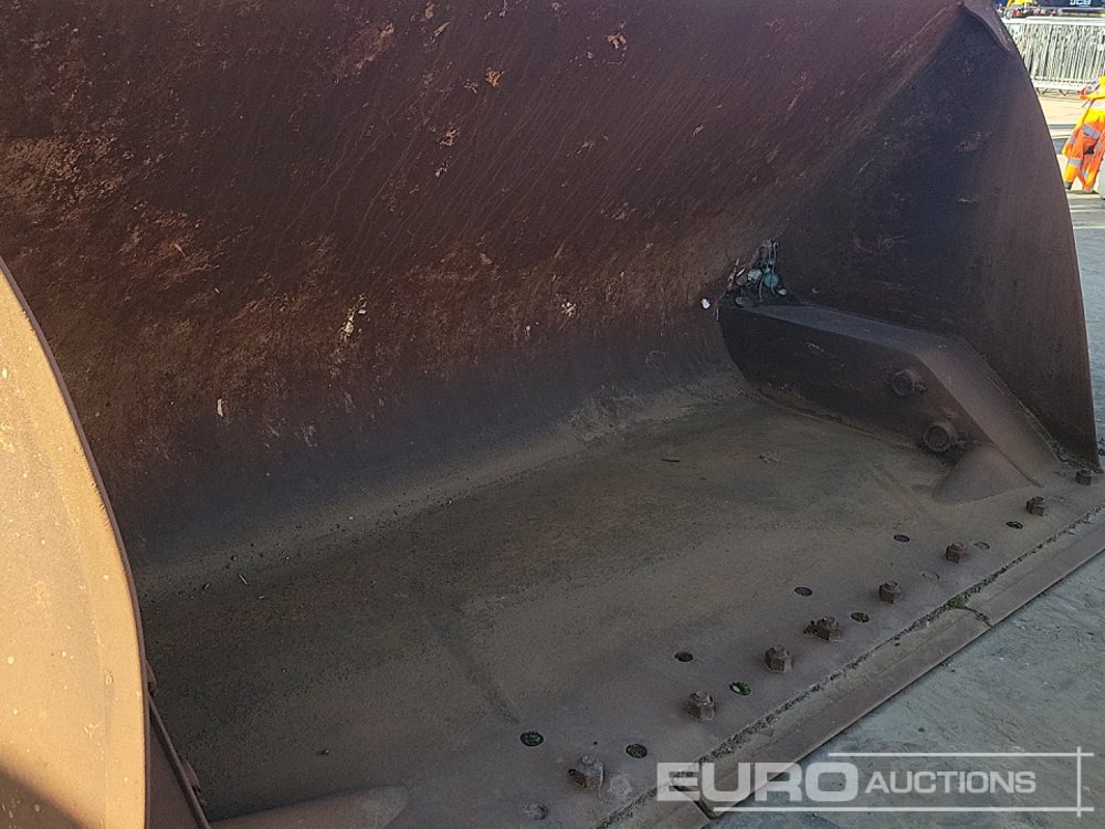 Chargeuse sur pneus 2017 CAT 938M: photos 14