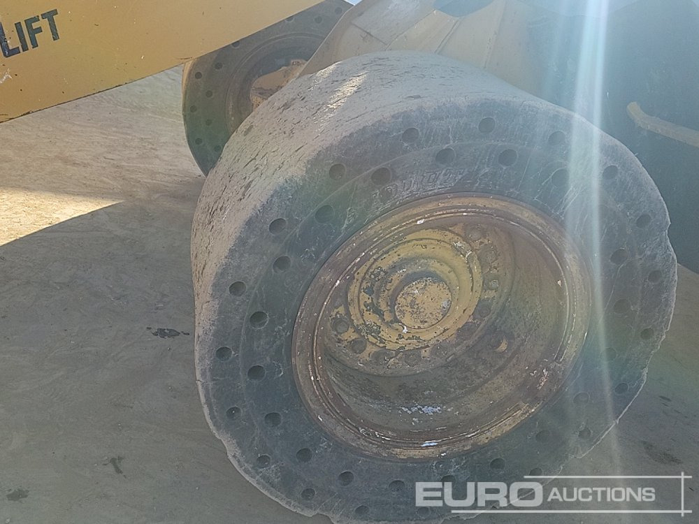 Chargeuse sur pneus 2017 CAT 938M: photos 9