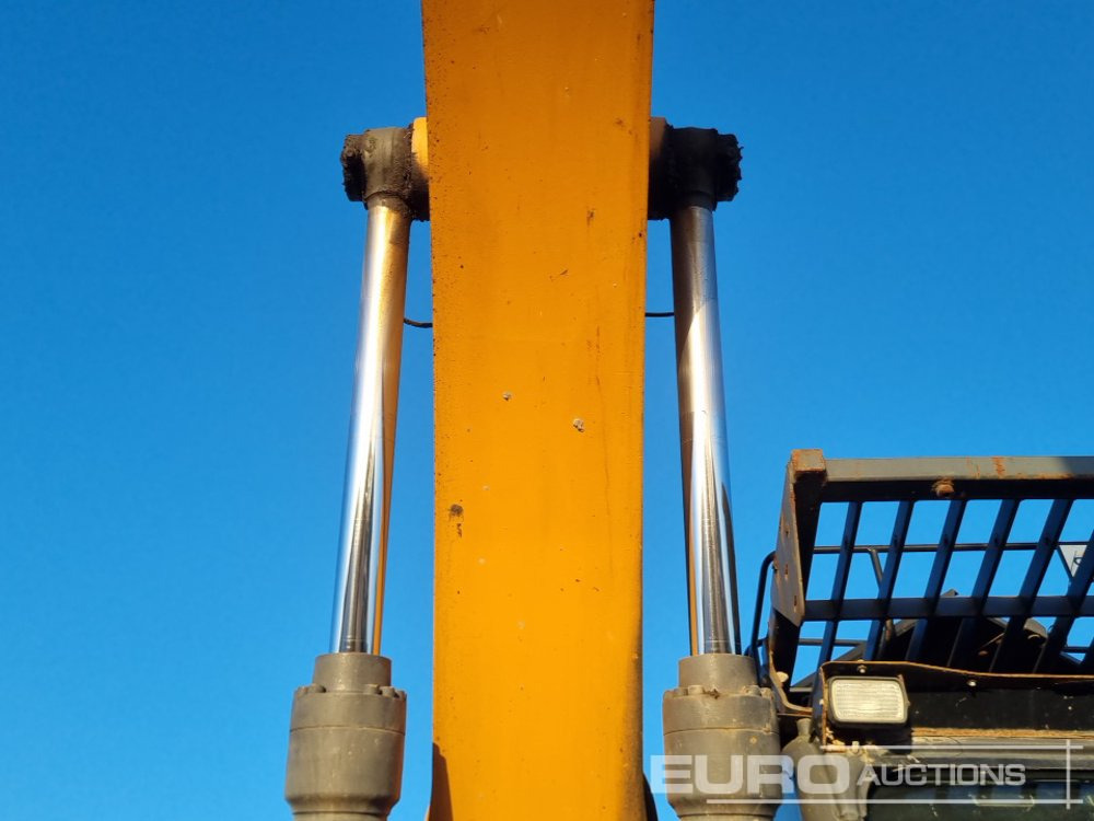 Pelle sur chenille 2017 Case CX300D: photos 20