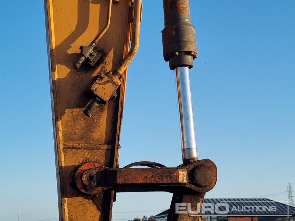 Pelle sur chenille 2017 Case CX300D: photos 24