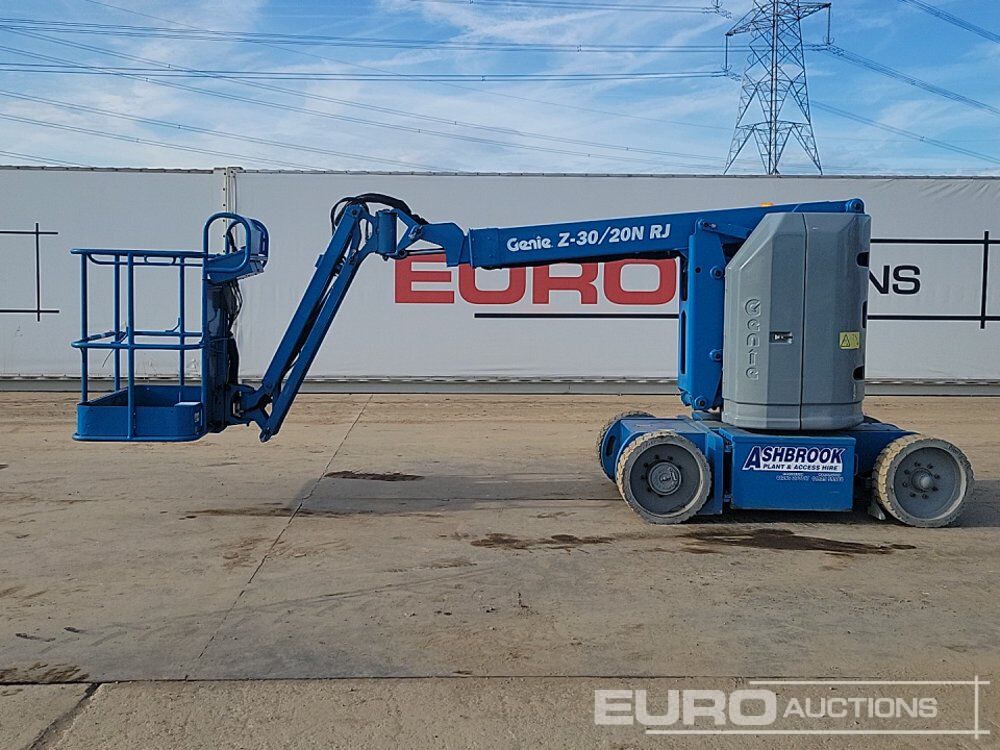 2017 Genie Z30/20N RJ - Nacelle: photos 2 2017 Genie Z30/20N RJ - Nacelle: photos 2