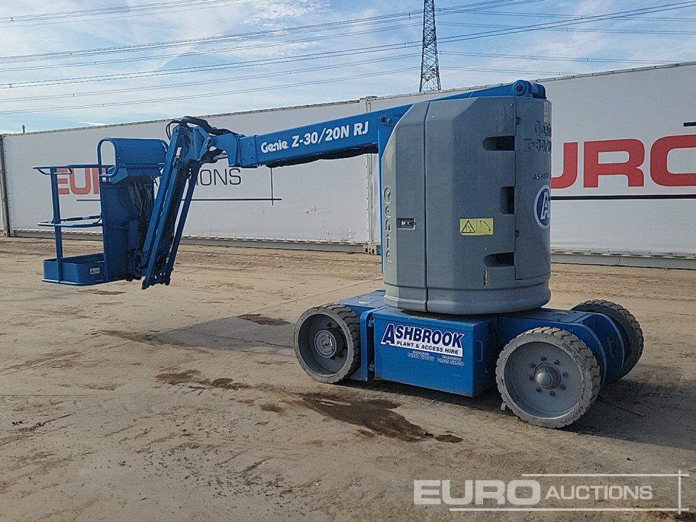 2017 Genie Z30/20N RJ - Nacelle: photos 3 2017 Genie Z30/20N RJ - Nacelle: photos 3