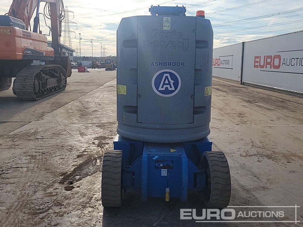2017 Genie Z30/20N RJ - Nacelle: photos 4 2017 Genie Z30/20N RJ - Nacelle: photos 4