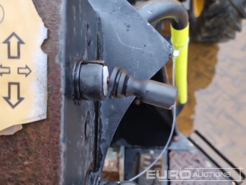 Mini tombereau 2017 JCB 3TFT: photos 38 Mini tombereau 2017 JCB 3TFT: photos 38