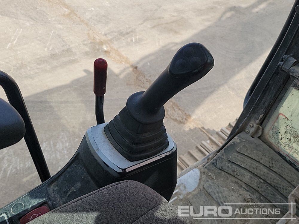 Pelle sur chenille 2017 JCB JS220LC 4F: photos 46 Pelle sur chenille 2017 JCB JS220LC 4F: photos 46