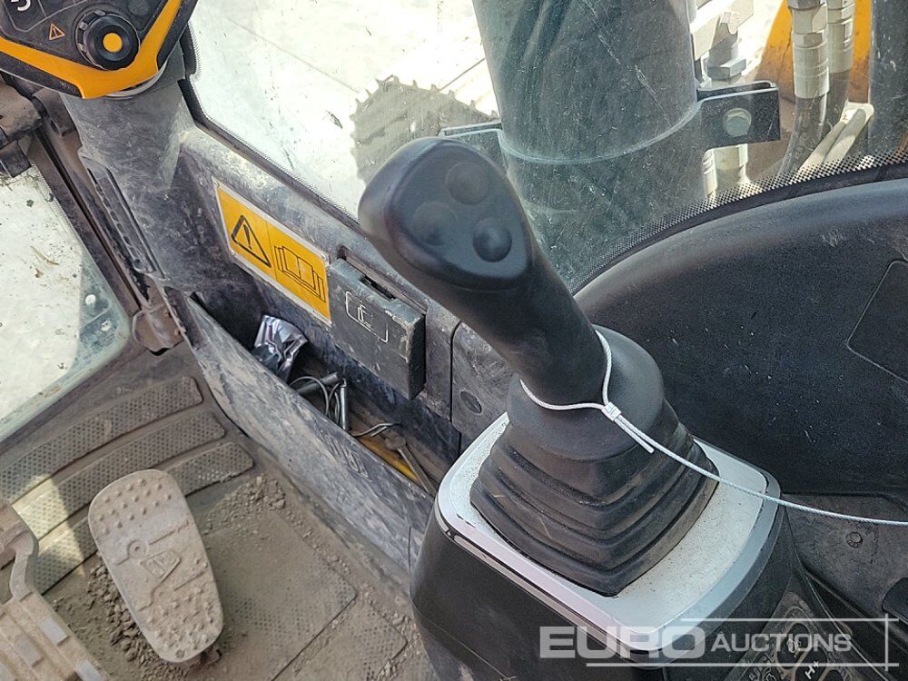 Pelle sur chenille 2017 JCB JS220LC 4F: photos 45 Pelle sur chenille 2017 JCB JS220LC 4F: photos 45