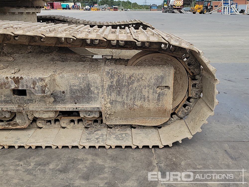 Pelle sur chenille 2017 JCB JS220LC 4F: photos 11 Pelle sur chenille 2017 JCB JS220LC 4F: photos 11